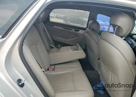 2015 Hyundai Genesis 3.8L z USA, uszkodzony, nr VIN KMHGN4JE3FU065939